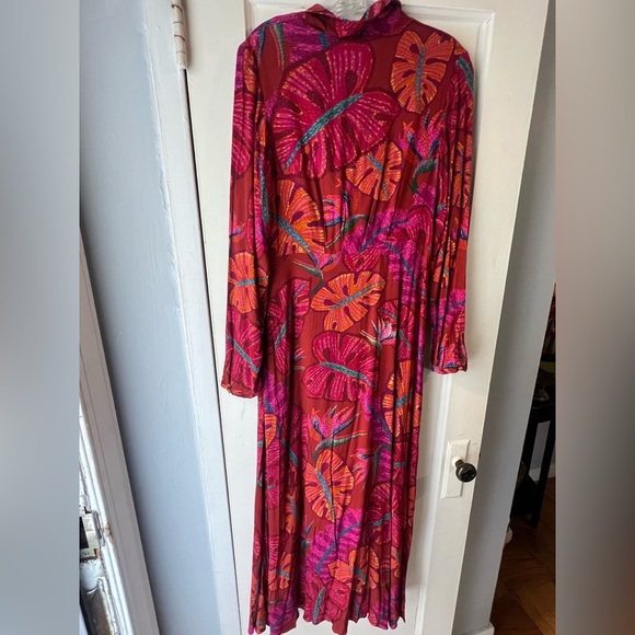 NWT Farm Rio Red Delicate Leaves Maxi Dress M - Picture 12 of 13